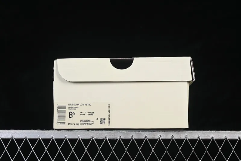 All categories Nk Air Force 1 Air Force series Nk Air Force 1 Low Air Force low-top Nike Air Force 1'07 Low Black and white gray Air Force 1 low-top casual sneakers SS1979-013